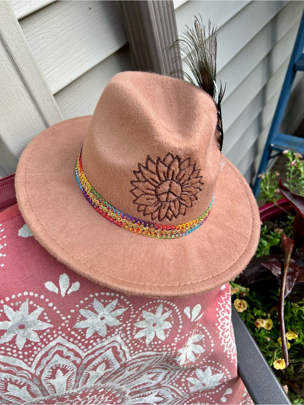 HAND BURNED BROWN FELT RANCHER HAT with FEATHER TRIM - Picture 9 of 13